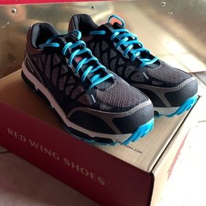 Red Wing WORX 2338 women’s aluminum toe gray & blue safety sneakers size 9.5
